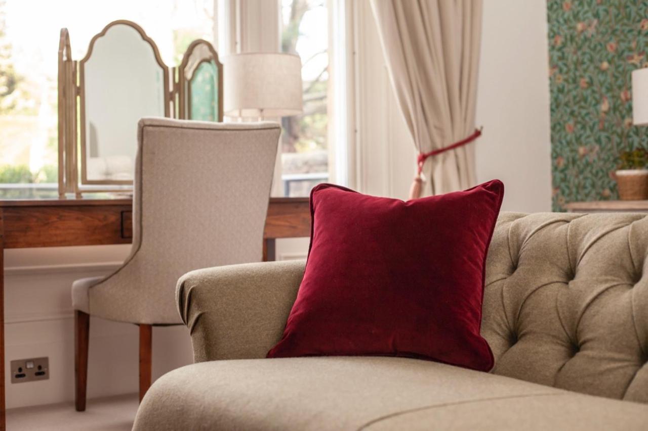 The Roseate Edinburgh - Small Luxury Hotels Of The World Dış mekan fotoğraf A cushion
